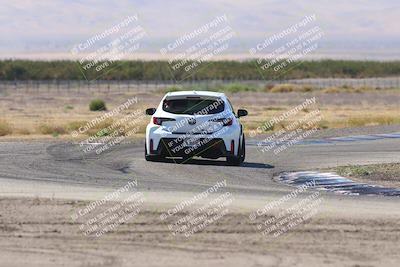 media/Oct-04-2025-OnGrid (Sat) [[44bd565ffa]]/Green Group/Grapevine/